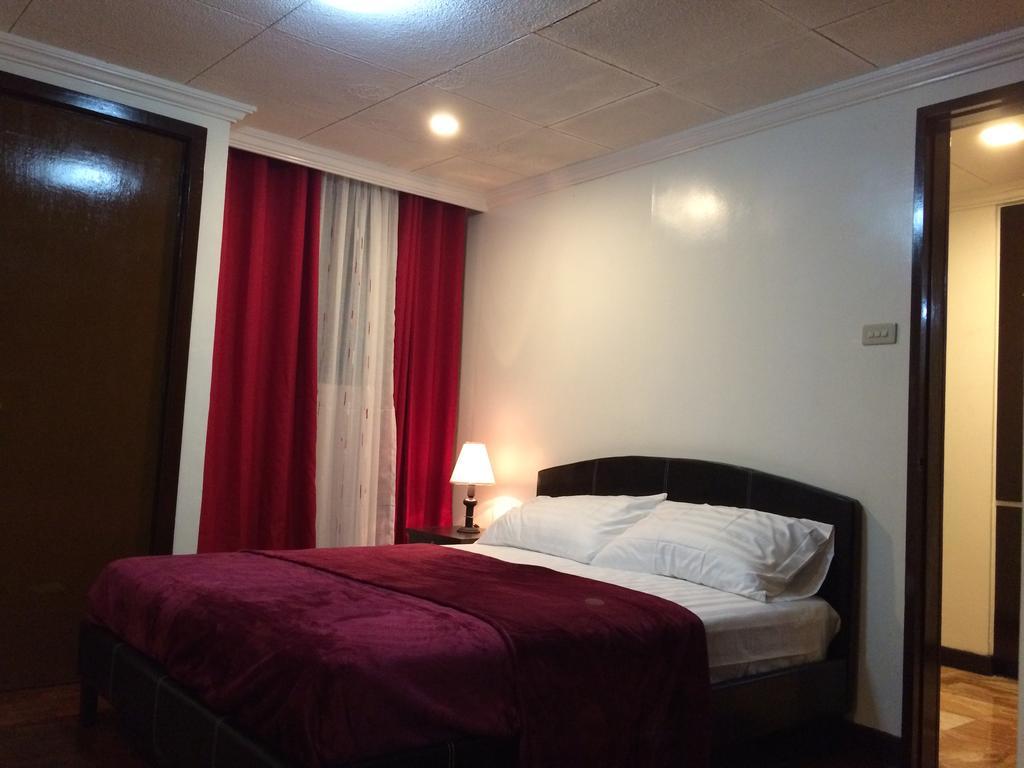 Ofw Hotel Manila Pasay Buitenkant foto