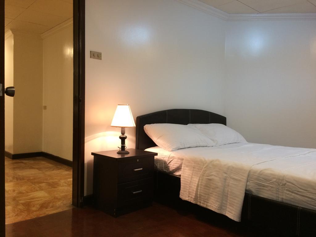 Ofw Hotel Manila Pasay Buitenkant foto
